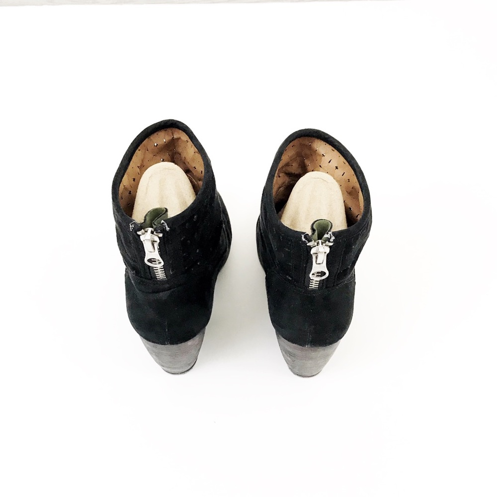 🌿QUPID Black Perforated Suede Ankle Booties- - Picture 6 of 7